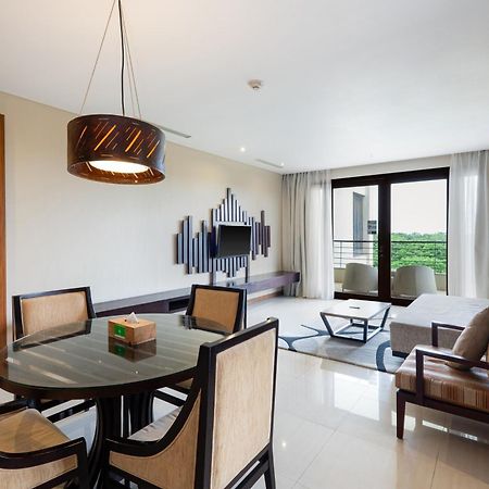 Vouk Hotel And Suites Nusa Dua  Exterior photo