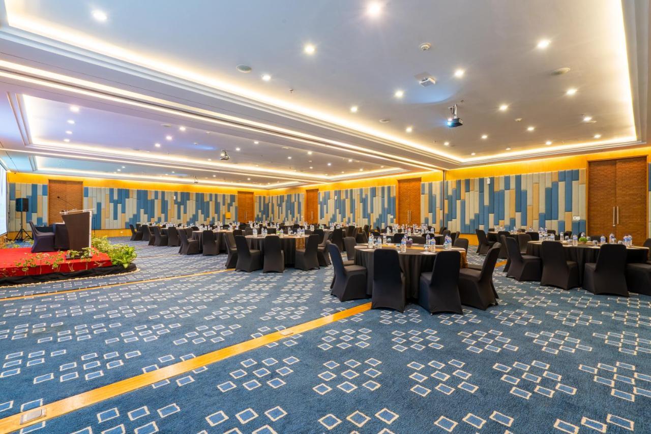 Vouk Hotel And Suites Nusa Dua  Exterior photo