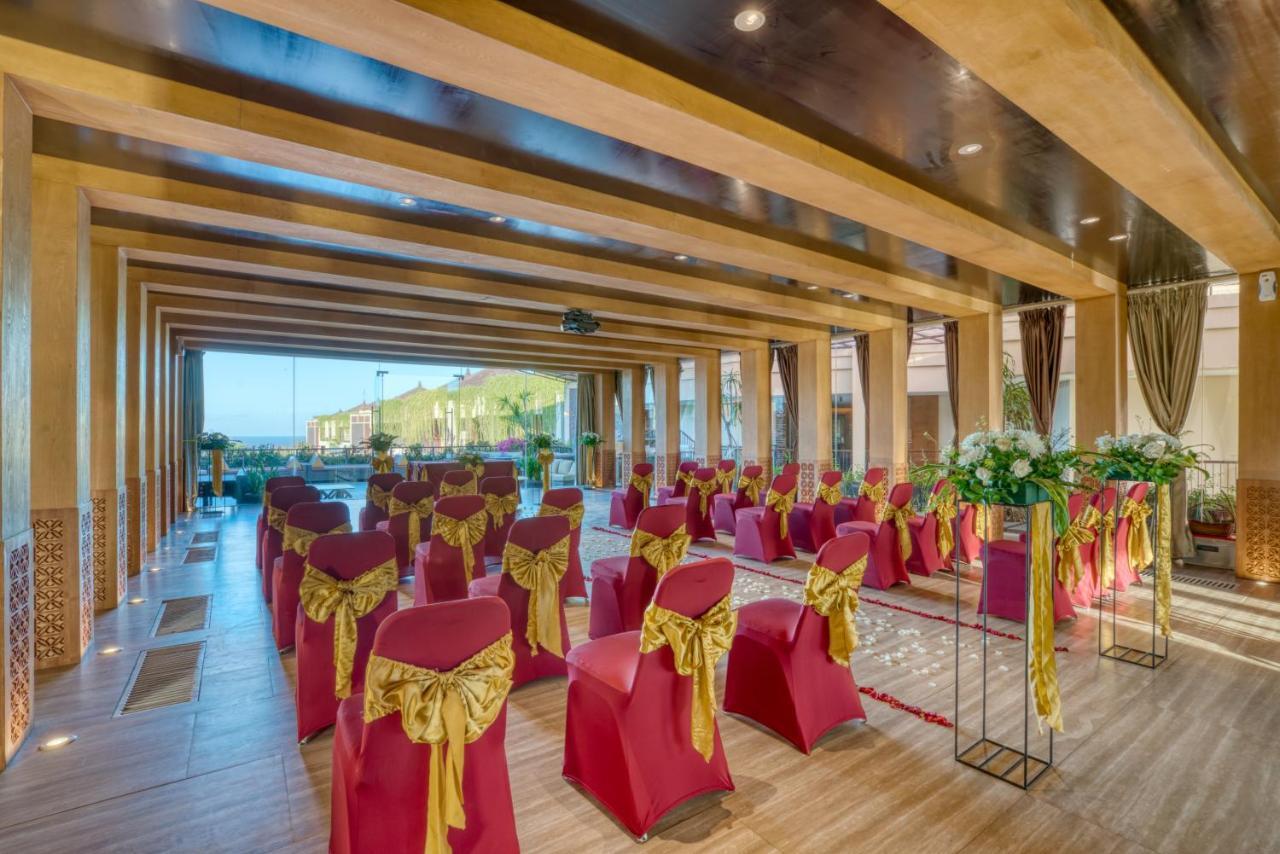Vouk Hotel And Suites Nusa Dua  Exterior photo